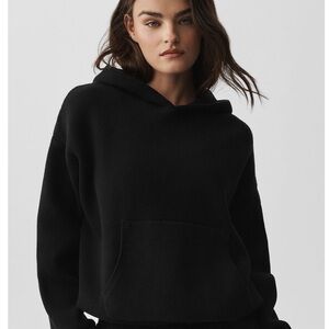 ALO Scholar Hoodie in Black